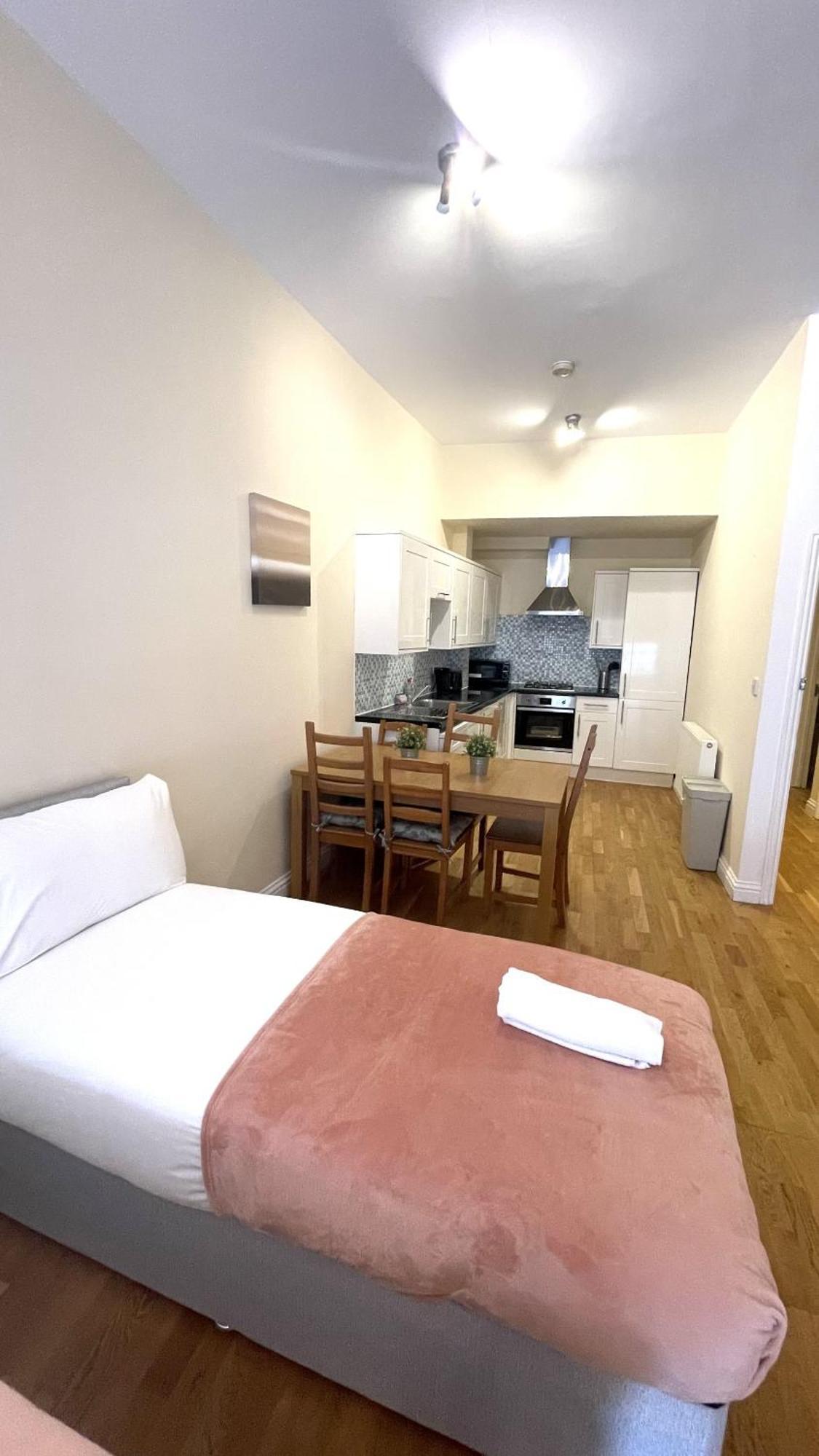 Kings City Centre Apartments ลอนดอน ภายนอก รูปภาพ