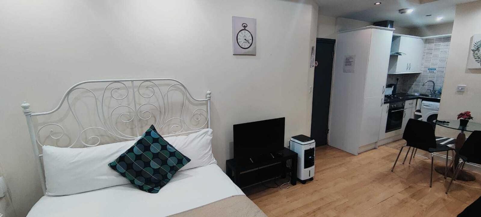 Kings City Centre Apartments ลอนดอน ภายนอก รูปภาพ