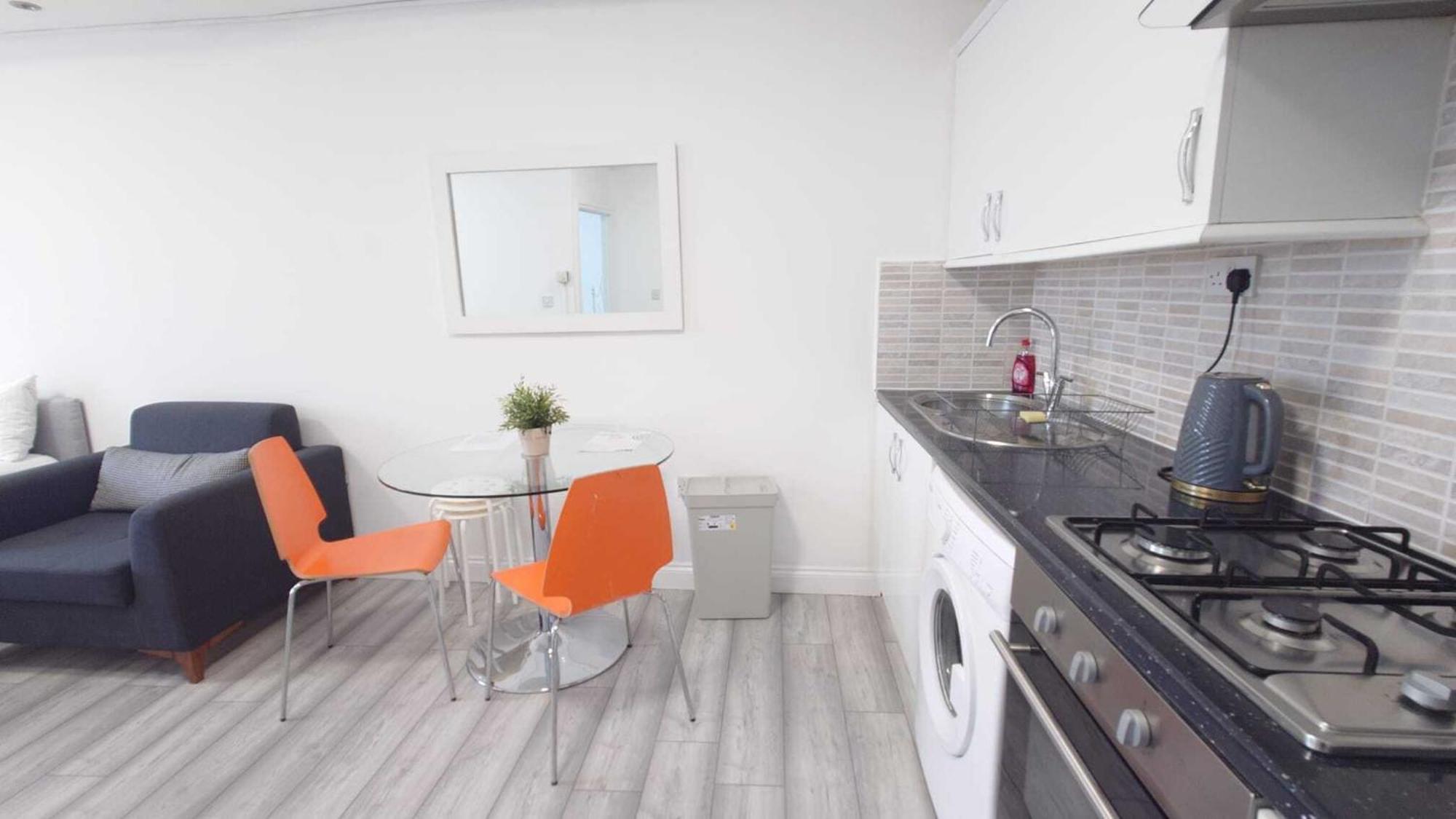 Kings City Centre Apartments ลอนดอน ภายนอก รูปภาพ